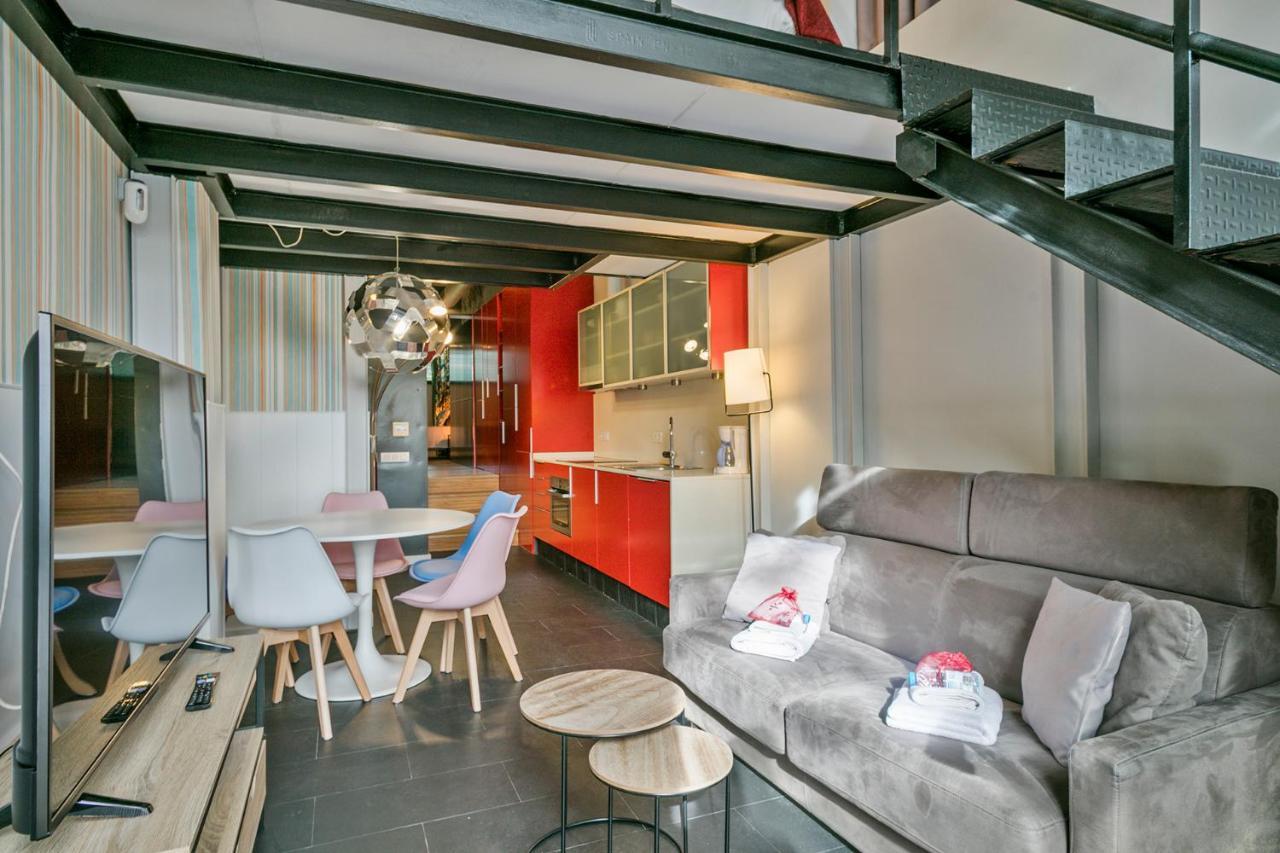 Alcam Loft Les Corts Apartment Barcelona Bagian luar foto